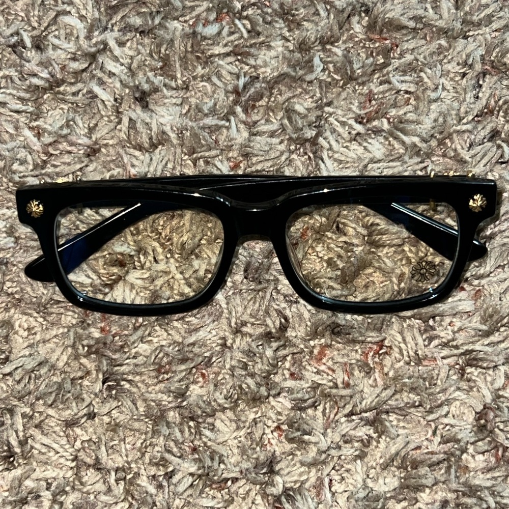 CHROME HEARTS GLASSES